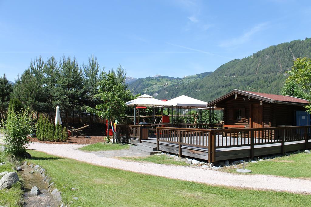 Familien Hotel Mozart Ried im Oberinntal Ngoại thất bức ảnh