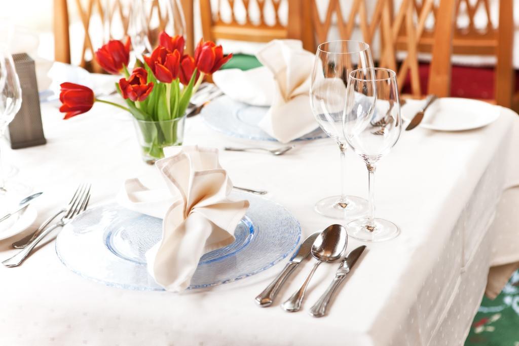 Familien Hotel Mozart Ried im Oberinntal Ngoại thất bức ảnh